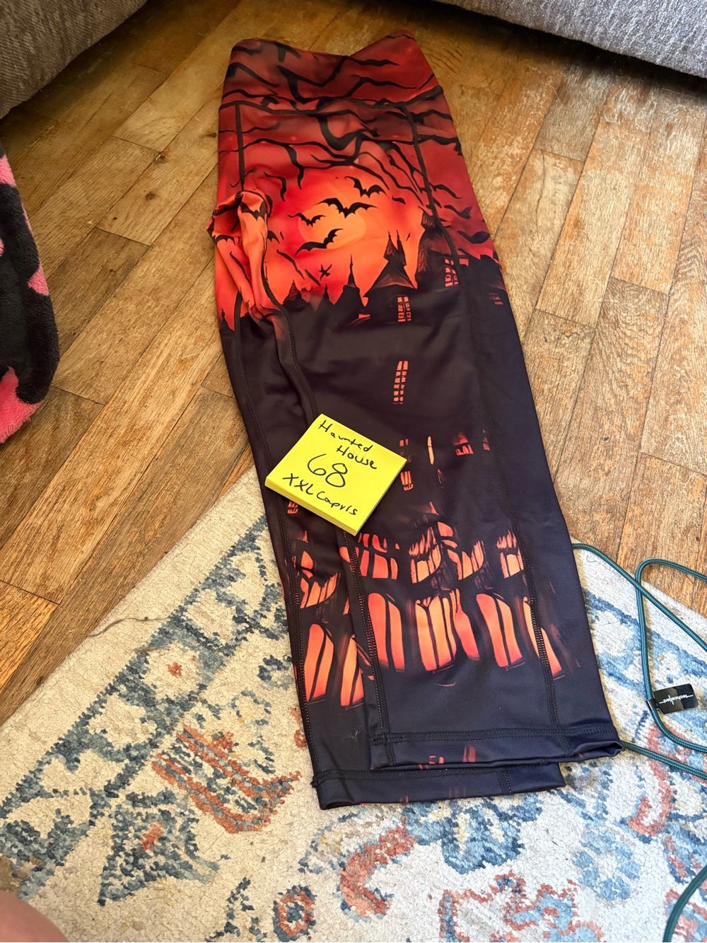 Constantly Varied Gear Haunted House XXL capris